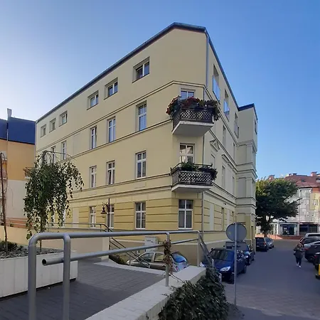 U Latarnika Przy Cichej 9